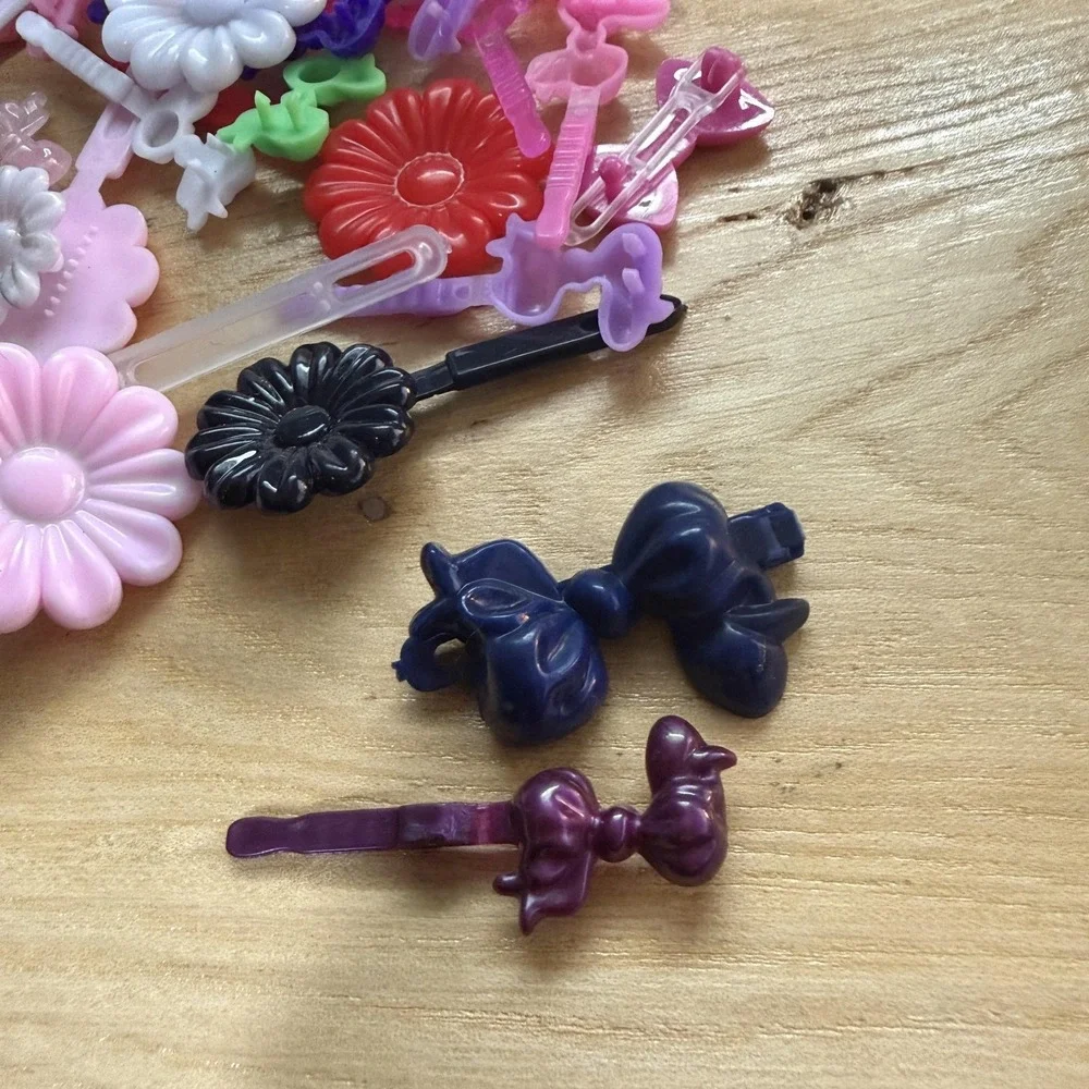 80's 90's Plastic Hair Clips Barrettes Vintage Flowers Bows Lot of ~100